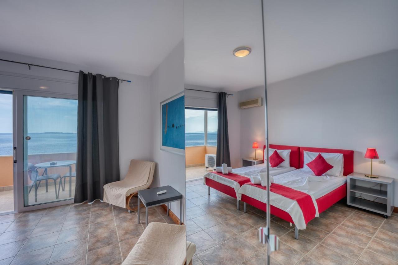 Glyfa Corfu Apartments บาร์บาตี ภายนอก รูปภาพ